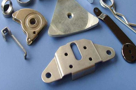 加工精密沖壓件時(shí)需要注意哪些事項(xiàng)？